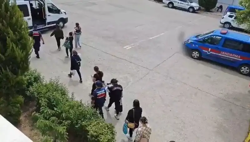 Tayland’da Kadınlara Çalışma Vaadiyle Fuhuş Operasyonu Başlatıldı