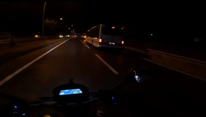41 Yaşındaki Vatandaşa Otobüs Çarptı: Hayati Tehlike Sürekleniyor