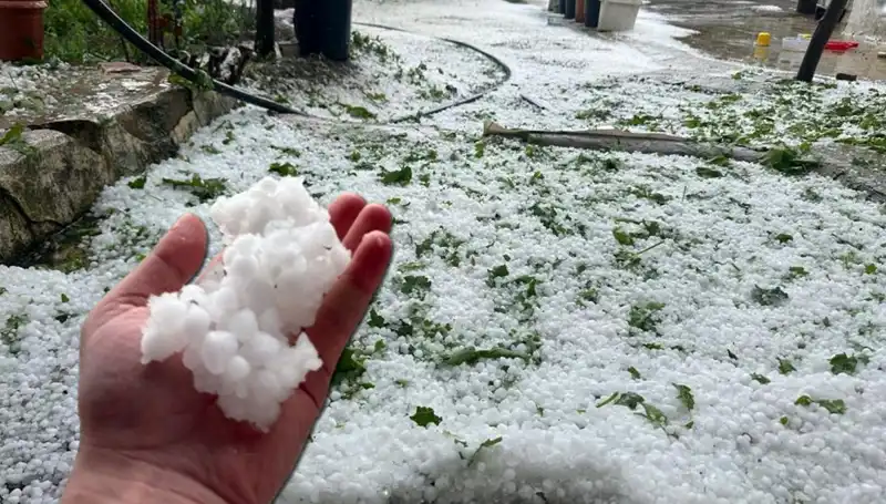 Haziran'da Yaşanan Dolu Felaketi: Beyaza Bürünmüş Sokaklar