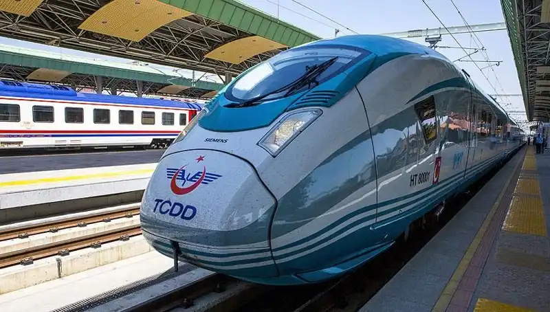TCDD, 2023 Yılında 140 Tren Makinisti Alımı İçin Başvuruları Başlatıyor