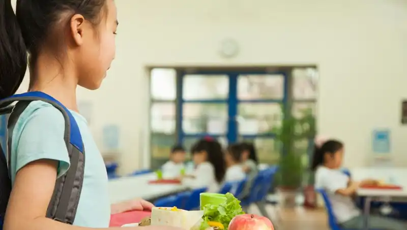 İspanya Yeni Obezite Mücadelesi: Yağlı Yiyecekleri Menülerden Kaldırıyor