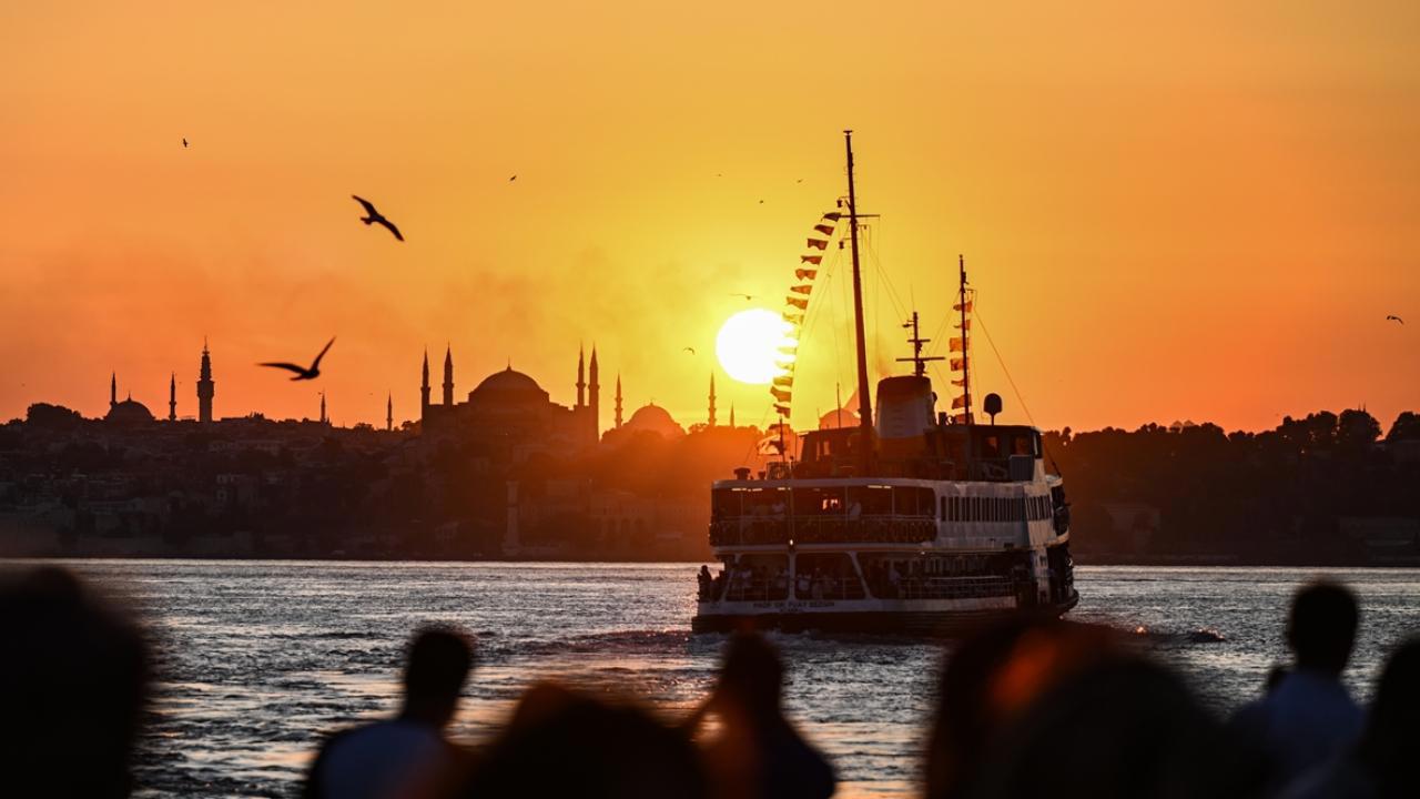 Türkiye turizm geliri rekorunu kırdı