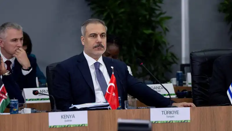 Bakan Fidan BRICS Zirvesi’nde Yapay Zeka Uyarısında Bulundu