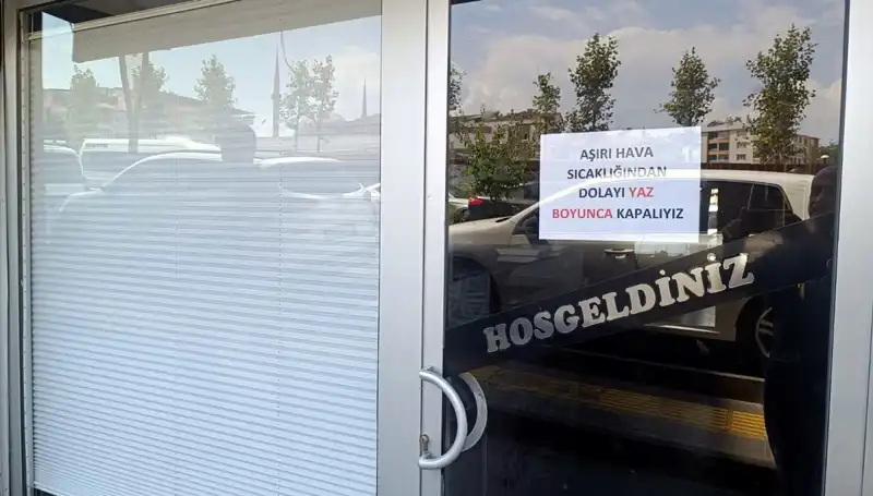 Afrikanın Kavurucu Sıcakları, Esnafı Ekonomik Krize Sürükledi