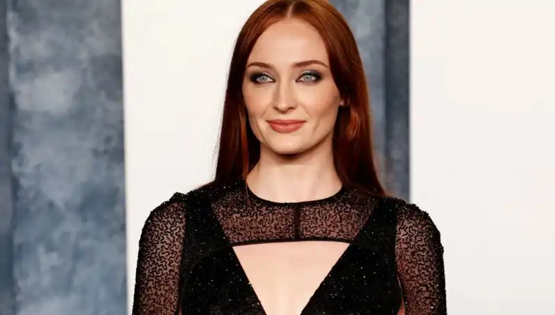Sophie Turner'ın Tepkisini Çeken Skandal Yorum: Neler Oluyor?