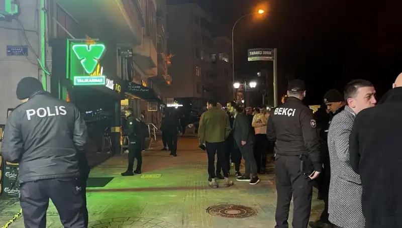Eğlence Mekanında Şok Eden Silahlı Saldırı: Bir Kişi Ağır Yaralandı