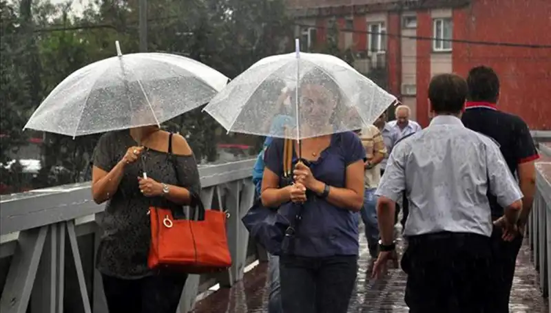 Meteoroloji’den Sıcaklık ve Sağanak Yağış Uyarısı: Hazırlıklı Olun!