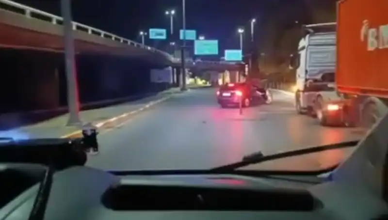 İstanbul'da 36 Milyon TL'lik Kaçakçılık Operasyonu: Ürünler Ele Geçirildi