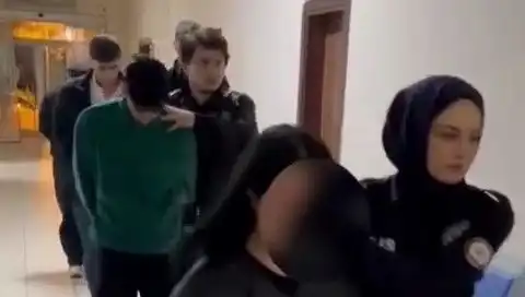 Silah Zoru ile Telefon Gaspı: Şüpheliler Kıskıvrak Yakalandı
