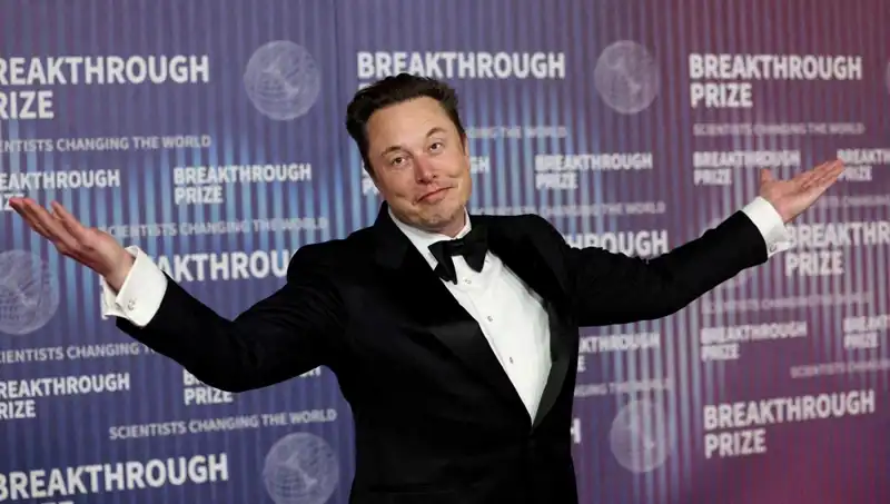 Elon Musk'tan Şaşırtan Açıklama: X, Flört Sitesi Olacak mı?