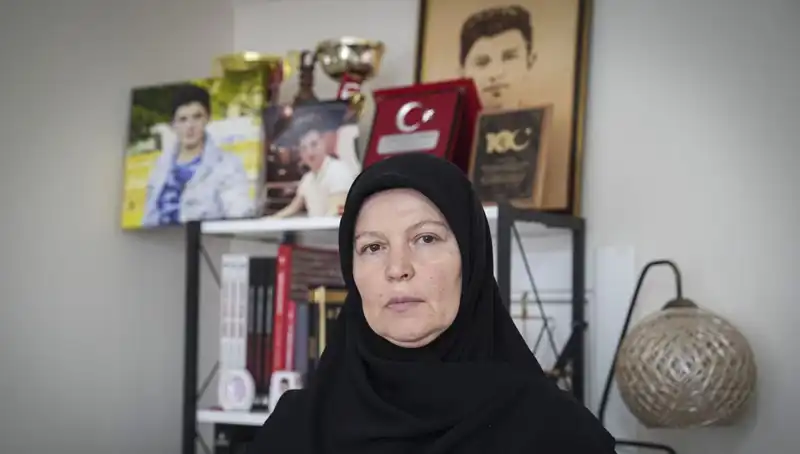 15 Temmuz'un Unutulmaz Kahramanı: 16 Yaşındaki Mahir Ayabak ve Annesinin Acısı