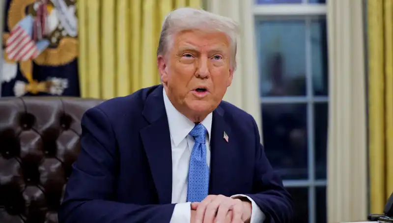 Trump'tan Sert Açıklama: İran'dan Petrol Alan Ülkelere Yaptırım Geldi!