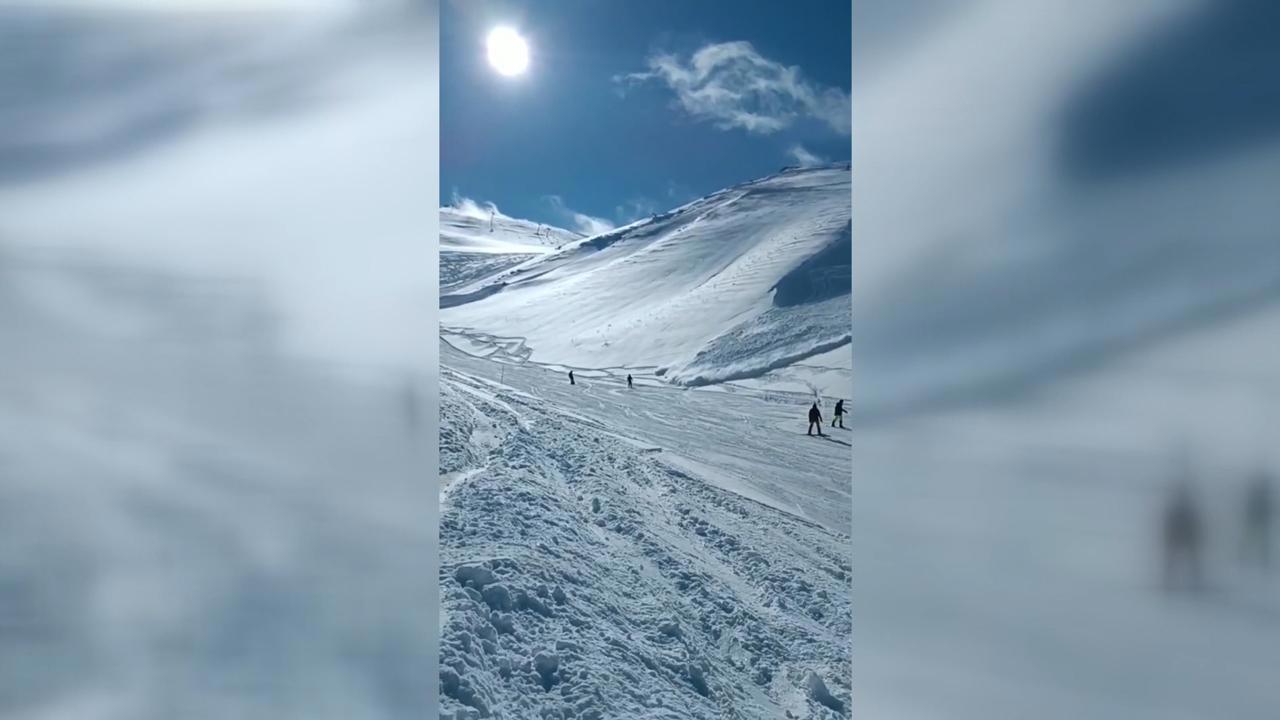 Kayak merkezinde çığ düştü!