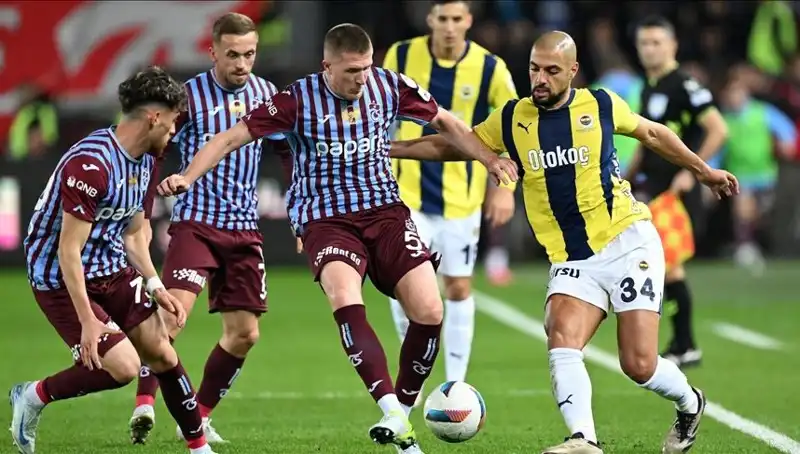 Fenerbahçe ve Trabzonspor Derbisi: Kadıköy'de Kazanan Kim Olacak?