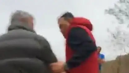 Sisle Kaplı Yolda Hayat Kurtaran Jandarma Sireni
