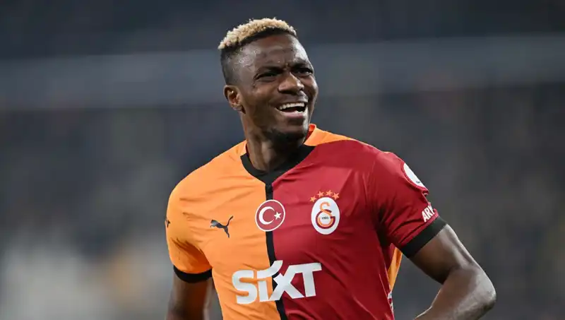 Osimhen için yeni iddialar: Napoli ve Galatasaray'ın ötesinde bir kariyer mi?