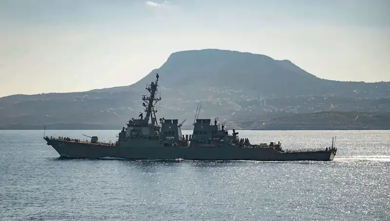 ABD’den Yunanistan’a Stratejik Hammle: Donanma Üssü Artık Kaleye Dönüyor!