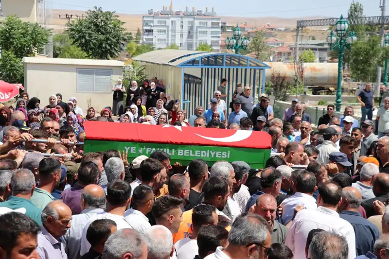 MHP'li Belediye Başkanı Ahmed Yılmaz, Son Yolculuğuna Dualarla Uğurlandı