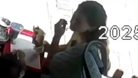 Neden Saçını Tostunun İçine Koydu? Şaşırtan Gerekçesi