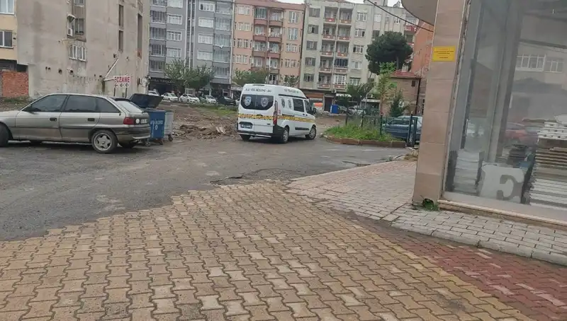4. Kattan Düşen Kadının Hayatı Tehlikede: Olayın Ayrıntıları!
