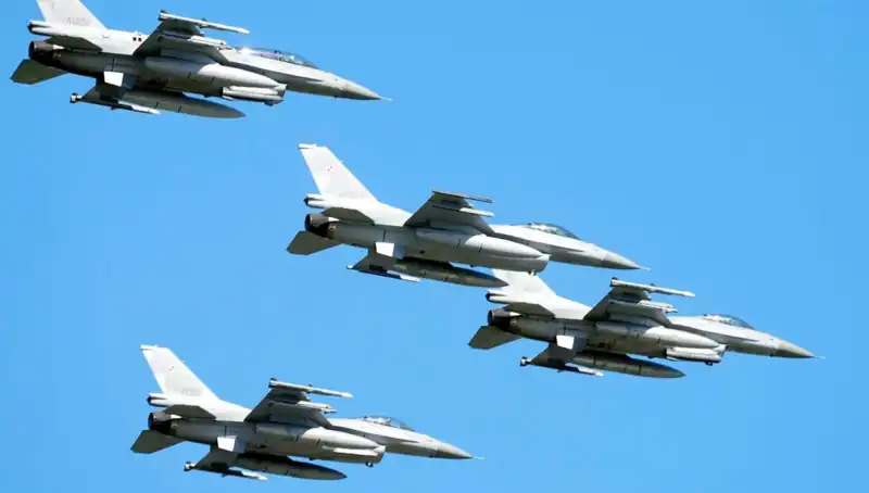Amerika’nın F-16 Planı: Ukraynalı Pilotlar İçin 310 Milyon Dolar Eğitime Hazırlanıyor