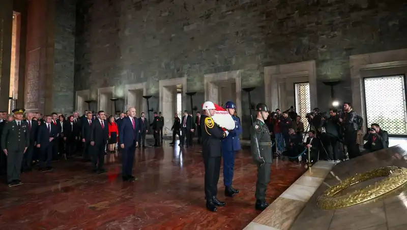 Devlet Erkanının Anıtkabir Ziyaretiyle 29 Ekim Coşkusu Yaşandı