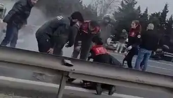 TEM Otoyolu'nda Zincirleme Kaza: Polisler de Yaralandı!