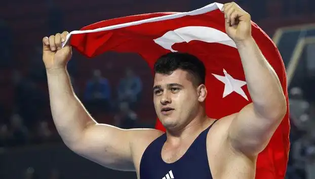 Milli Güreşçi Rıza Kayaalp’e Beklenmedik 4 Yıl Men Cezası