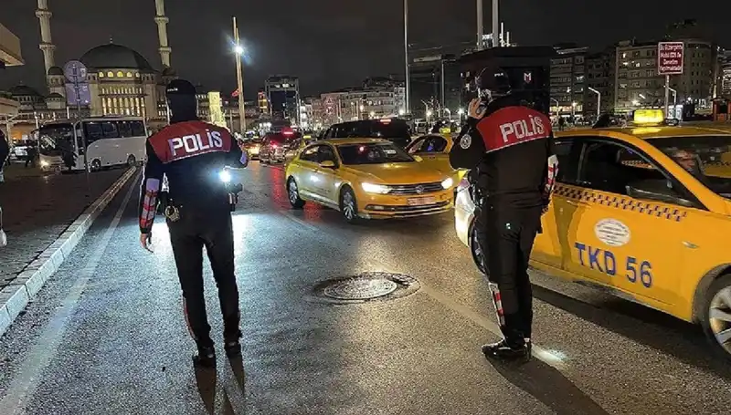 Huzur İstanbul: Bir Gecede 873 Kişi Gözaltına Alındı!