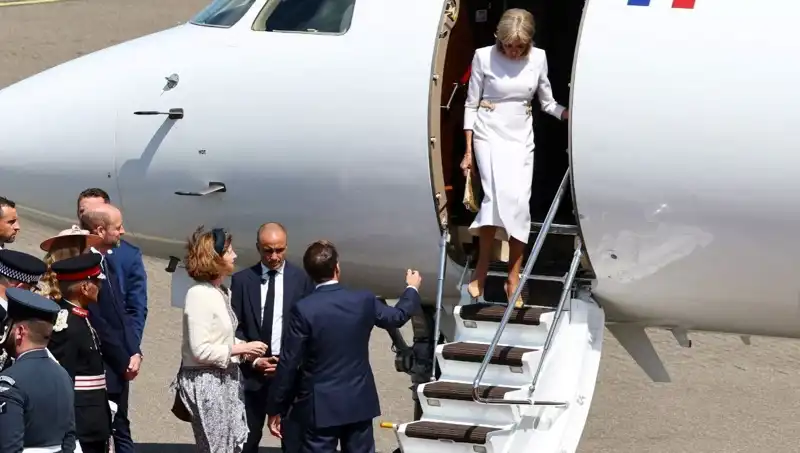 Macron Ailesinde Kriz Büyüyor: Eşi Tarafından Görmezden Gelindi mi?