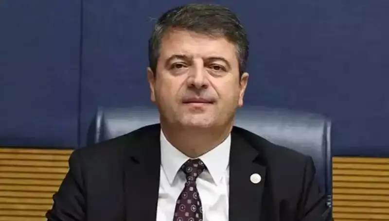 Adıyaman Belediyesi'nde Görev İadesi: Başkan Tutdere Geri Dönüyor!